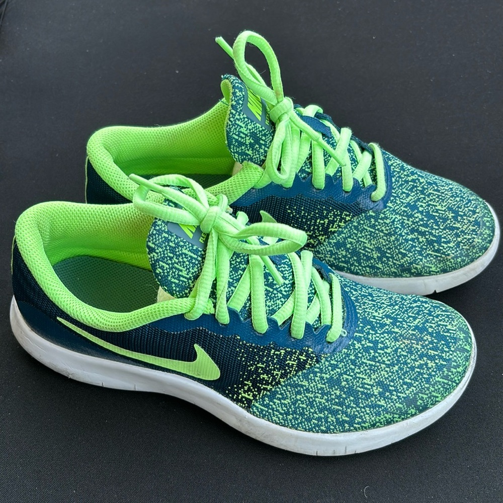 Nike Flex Contact